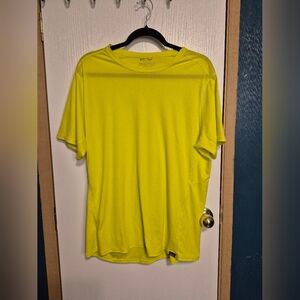 ☀️🌧Patagonia Men's Bright Yellow Short Sleeve Tee